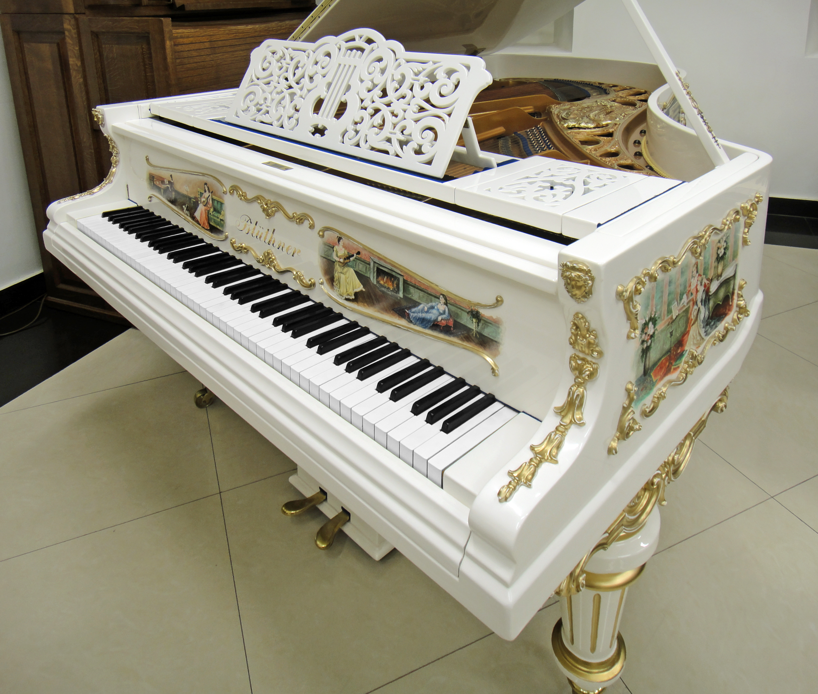 Блютнер «Версаль»