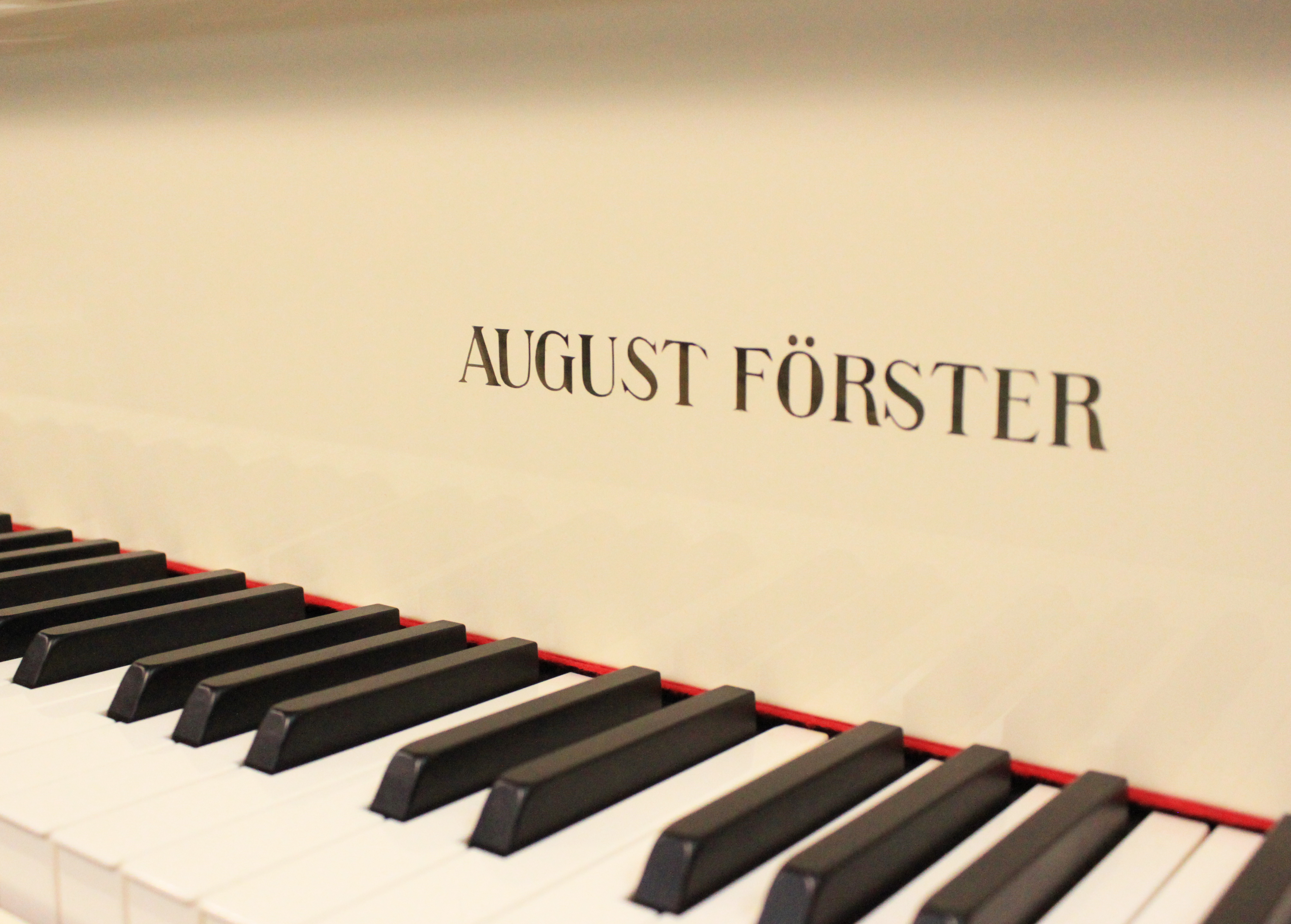 Аугуст Фёрстер