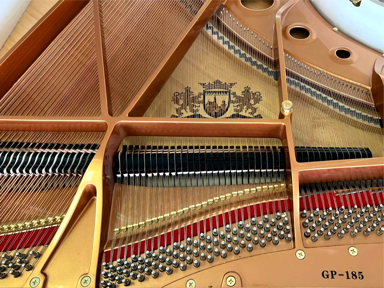 Рама, дека, струны